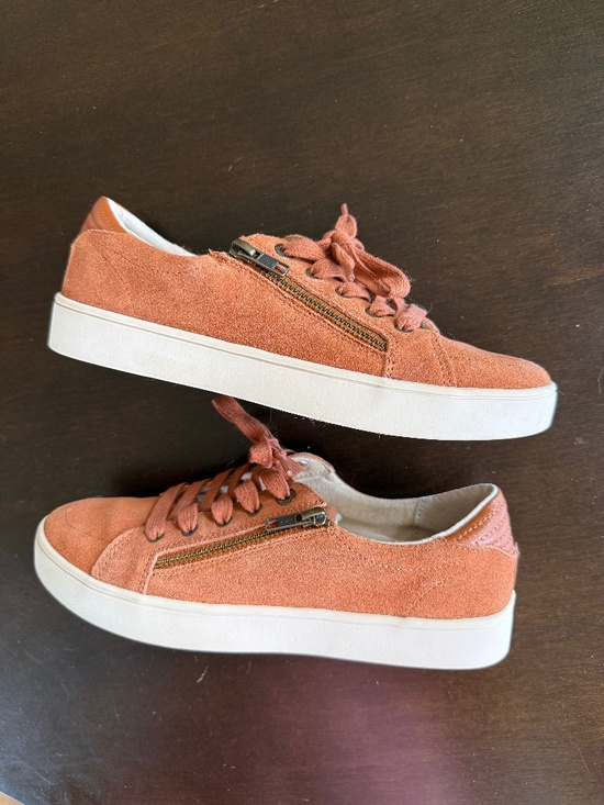 REVITALIGN Shoes - Revitalign orthotic suede brown sneakers size 8